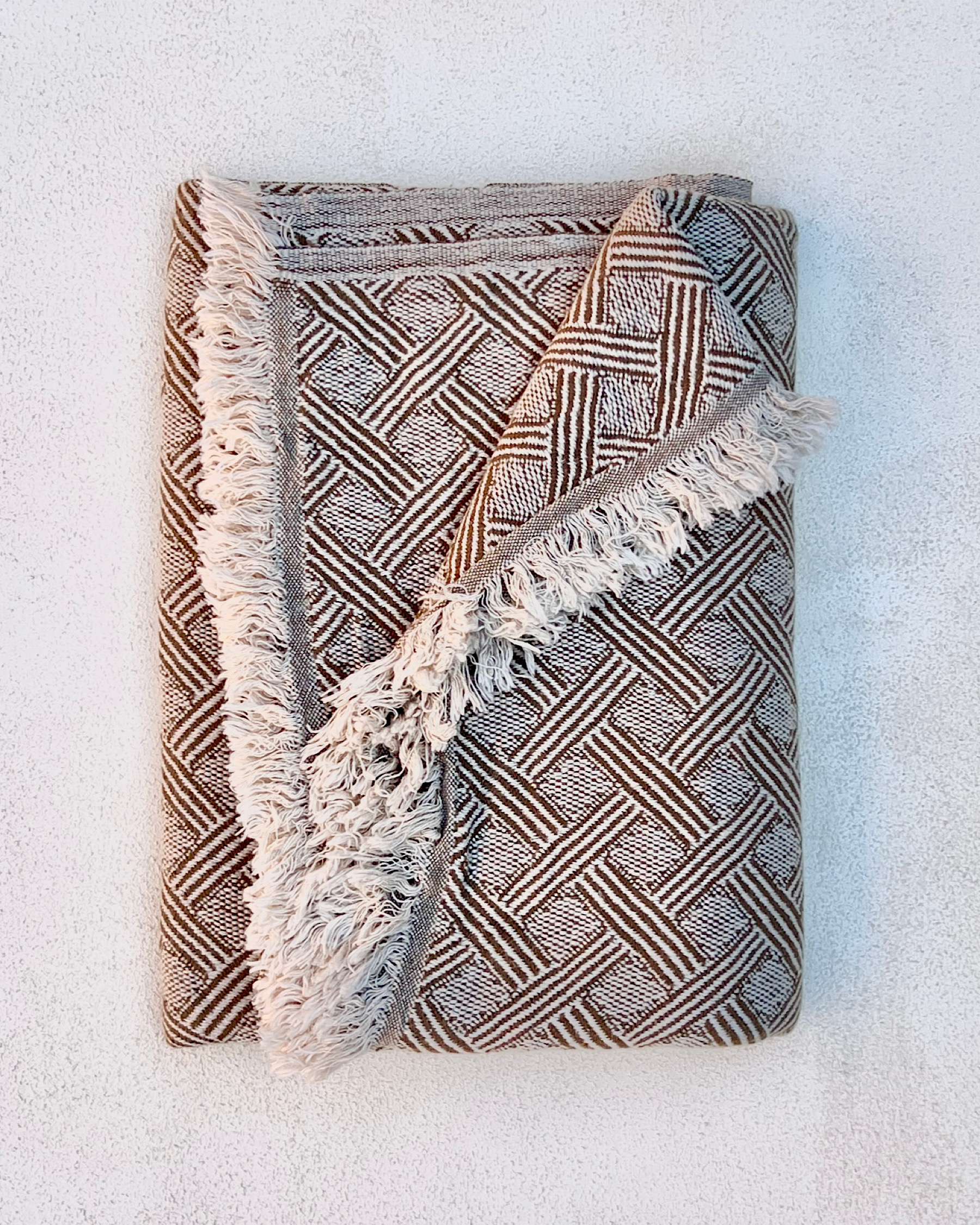 Bungalow Linen Throw – Coconut - Image 3