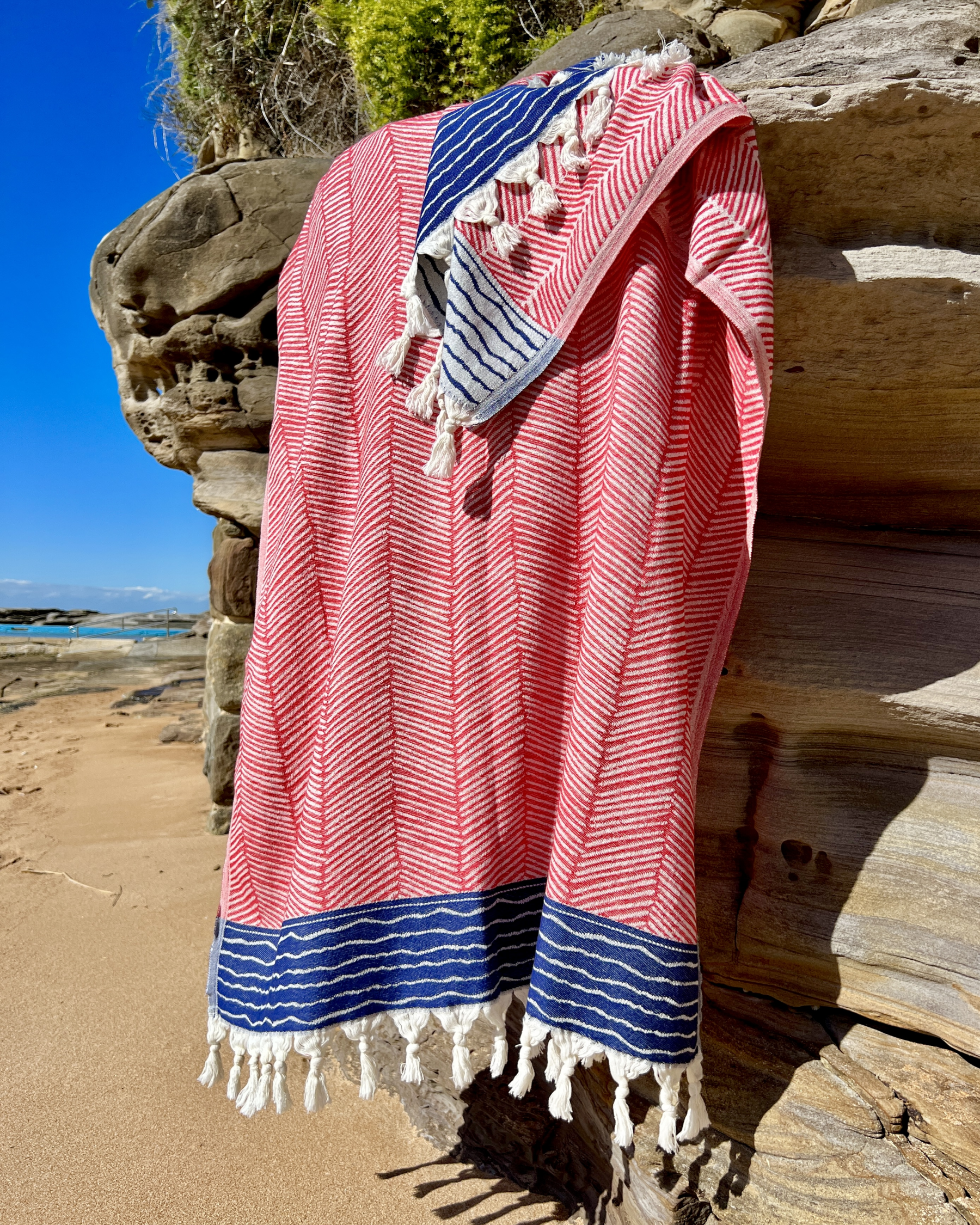 Whale Beach – Red & Navy - Image 2