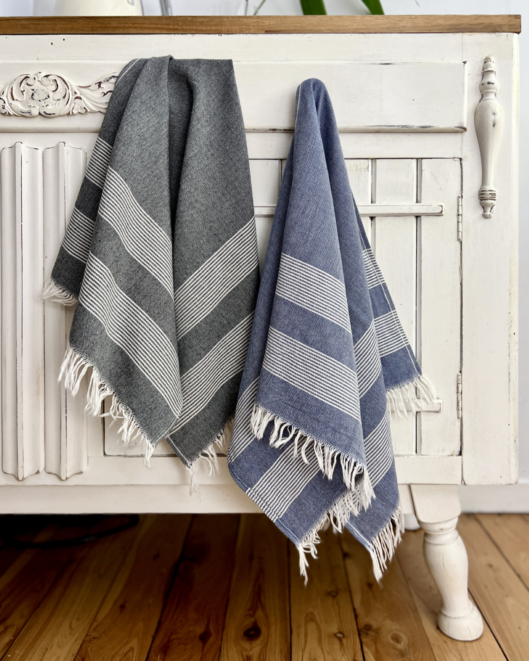 Home & Gym Small Towel Duo – Navy and Black
